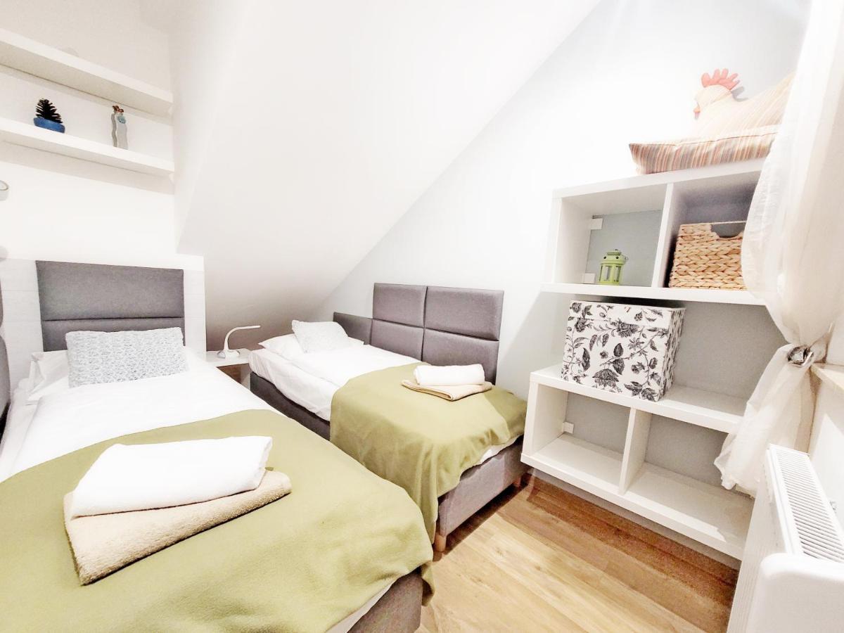 Wellness Apartamenty Zloty Widok Щирк Екстериор снимка