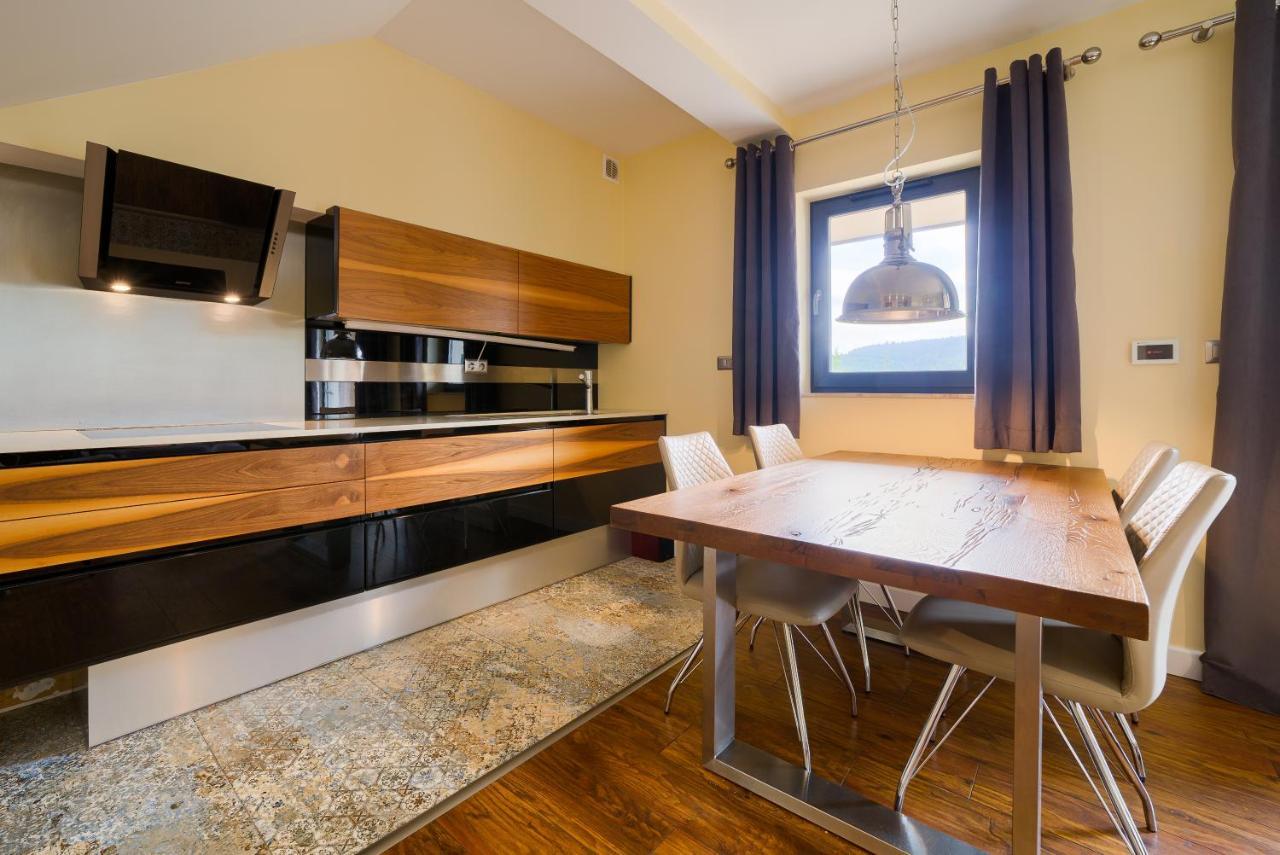 Wellness Apartamenty Zloty Widok Щирк Екстериор снимка
